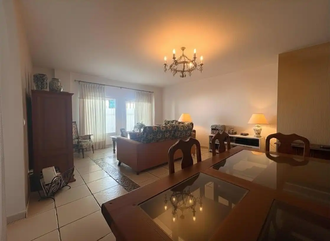 Wohnzimmer von Wohnung zum Verkauf in Tarifa mit Abstellraum und Alarm