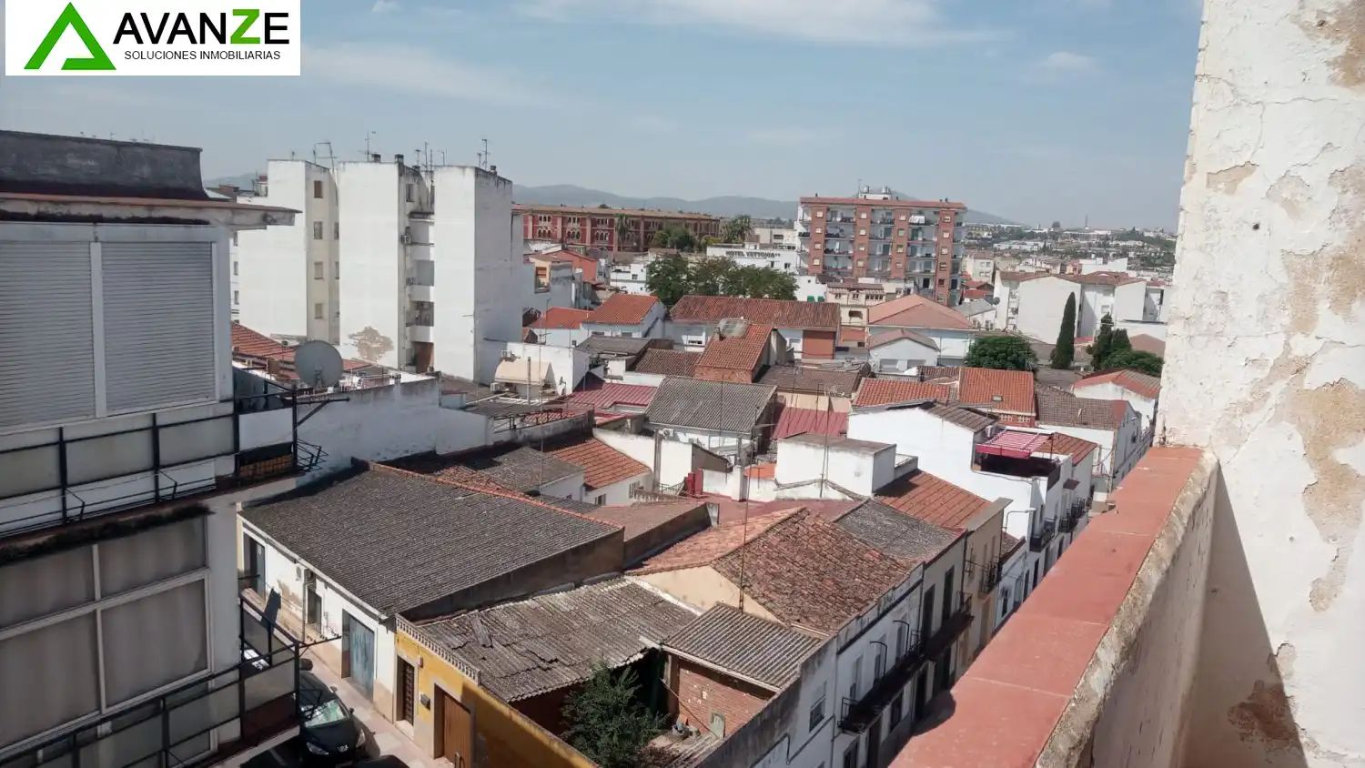 Vista exterior de Pis en venda en Mérida amb Terrassa