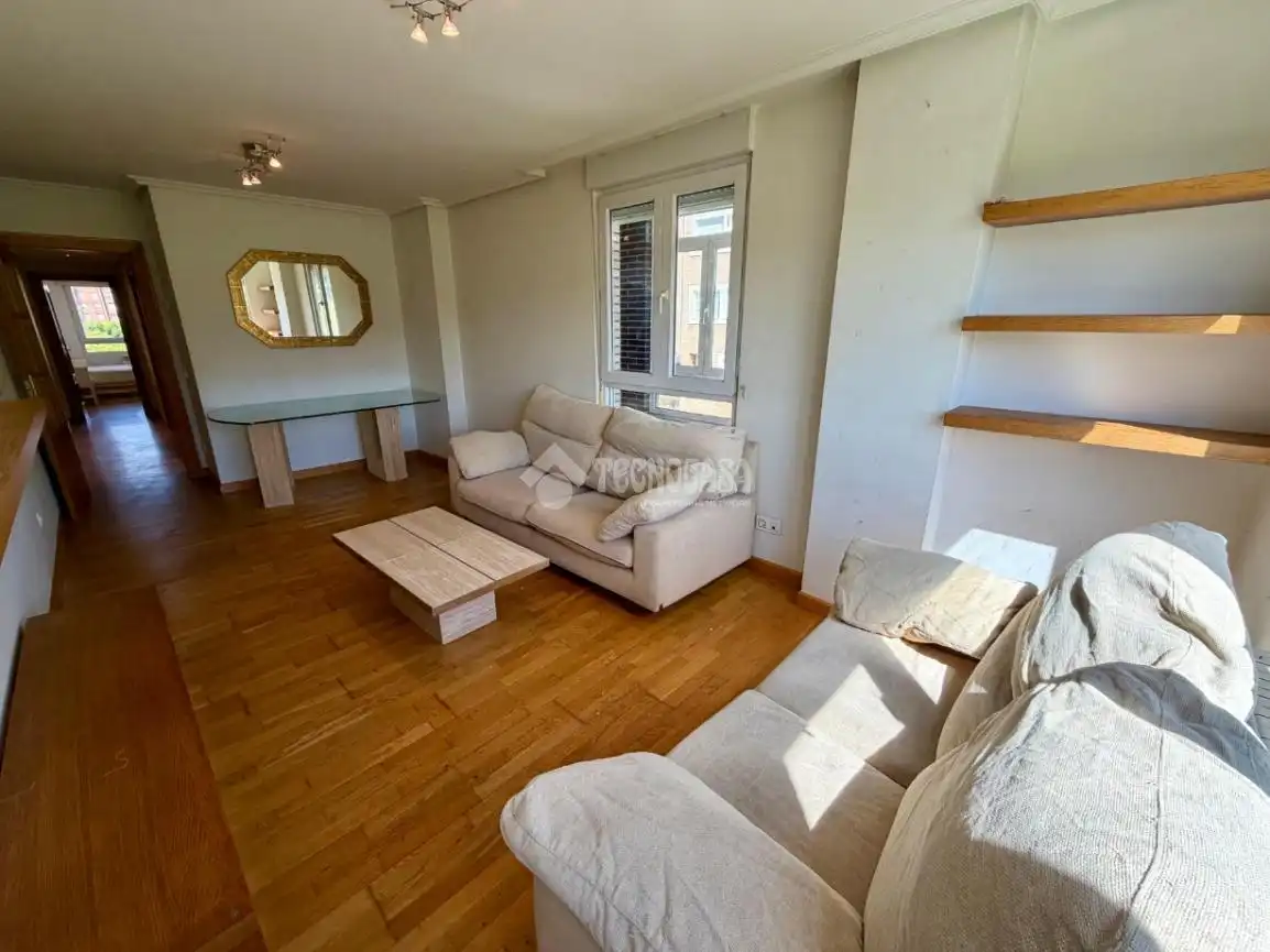Wohnzimmer von Wohnung zum Verkauf in León Capital  mit Heizung, Parkett und Terrasse