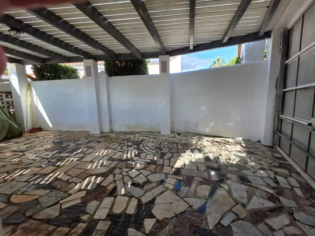 Terrassa de Casa o xalet en venda en Málaga amb Aire condicionat, Jardí privat i Terrassa