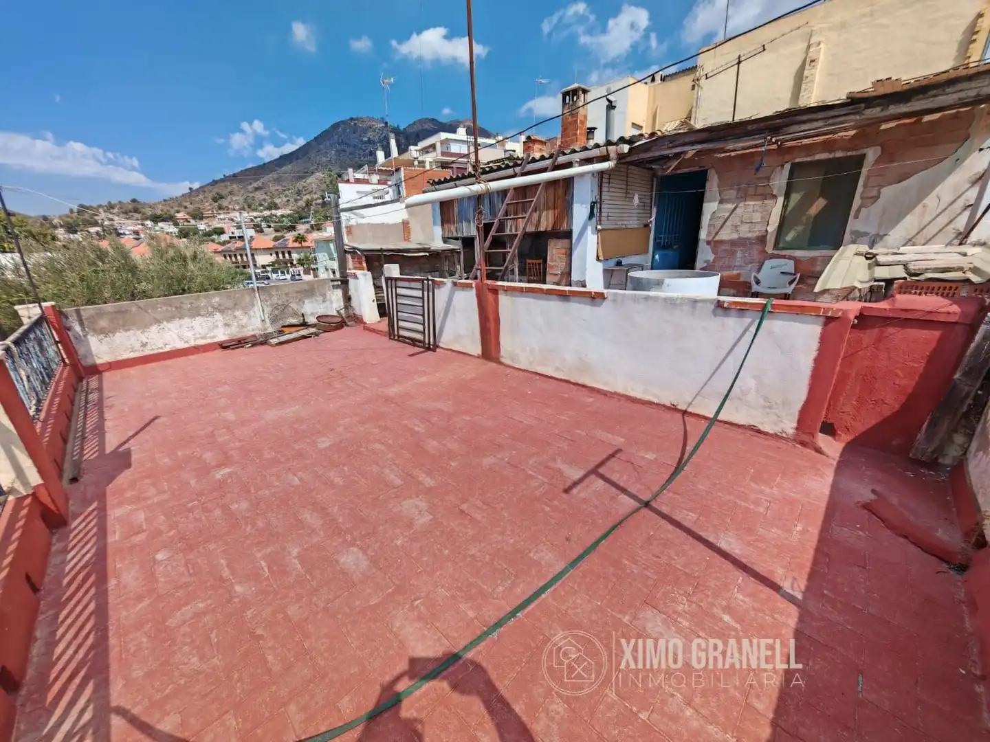 Vista exterior de Casa o xalet en venda en La Vall d'Uixó amb Terrassa