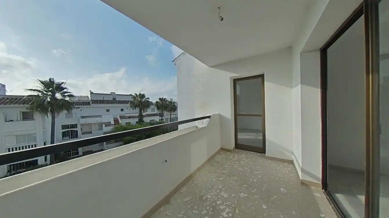 Balcony of Flat for sale in Mijas  with Swimming Pool