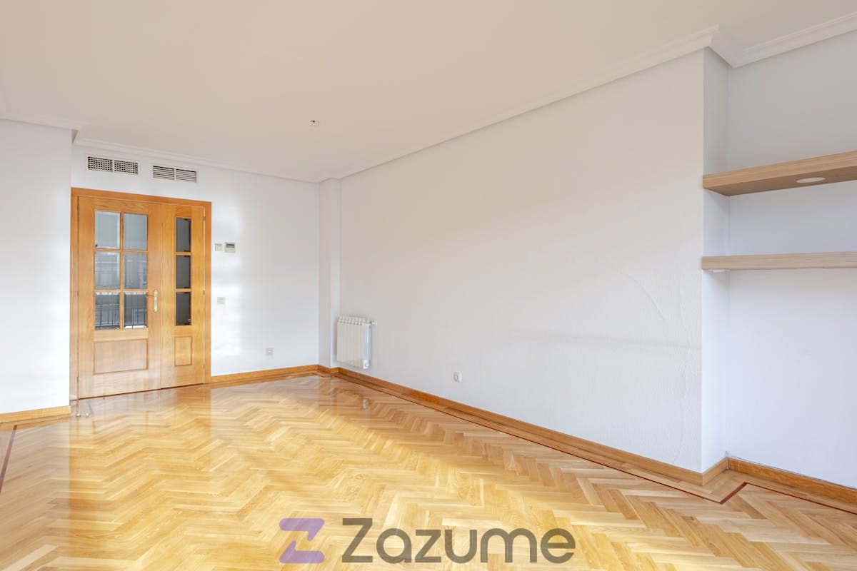 3 hab, 109m² en Legazpi, Arganzuela,  Madrid Capital - Image 2