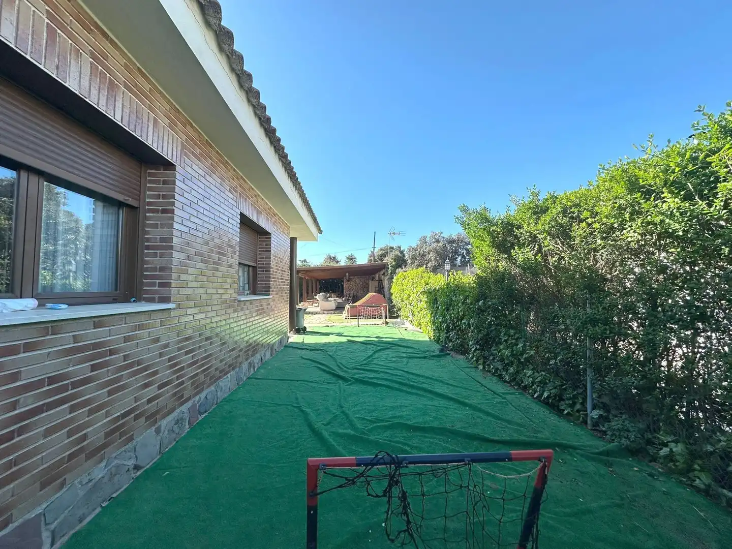 Jardí de Casa o xalet en venda en Nuevo Baztán amb Calefacció, Jardí privat i Traster