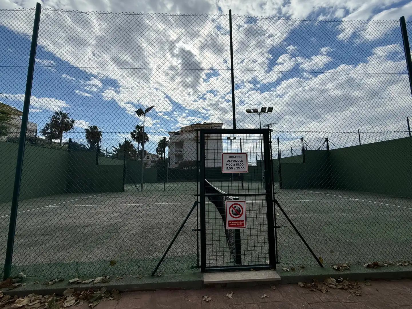 Aparcament de Apartament en venda en Dénia amb Aire condicionat, Calefacció i Terrassa