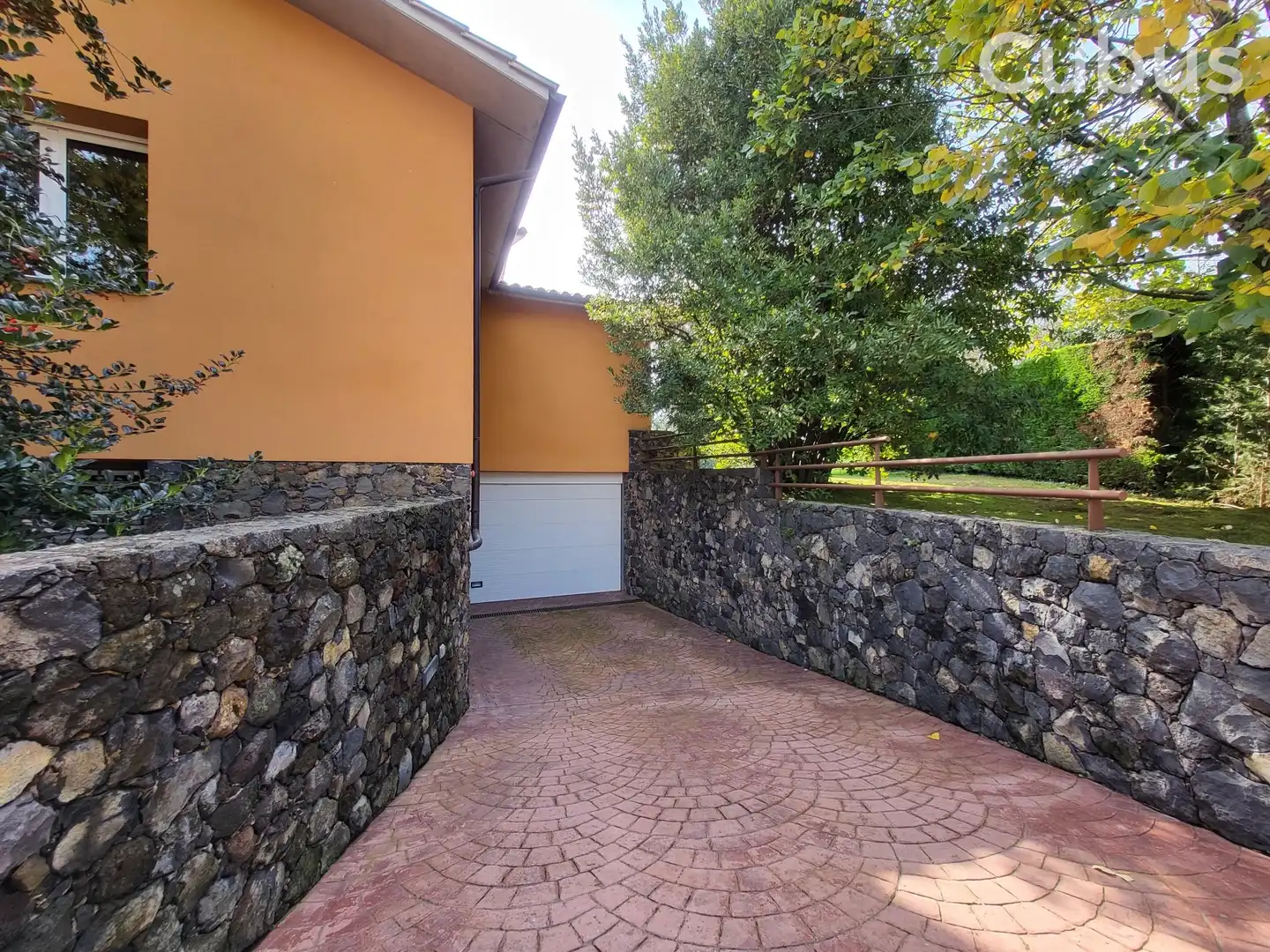 Garden of Houses for sale in Les Preses  with Air Conditioner, Heating and Terrace