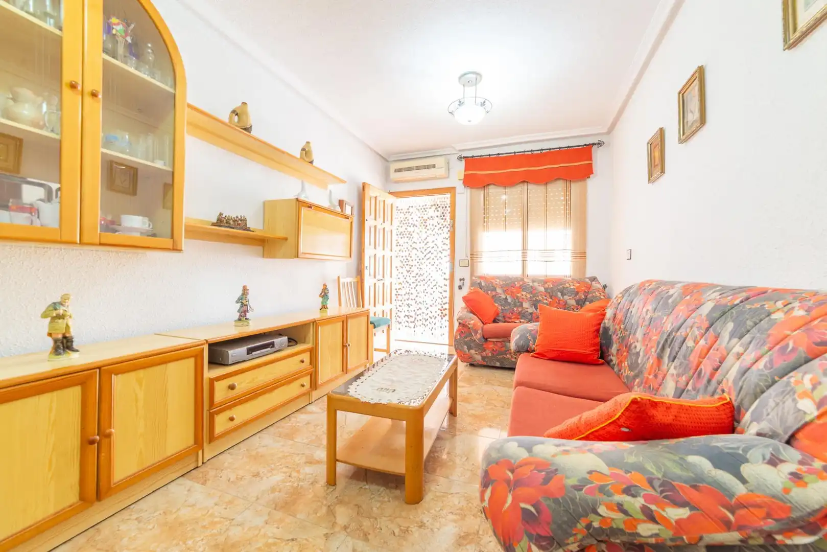 Sala d'estar de Planta baixa en venda en San Javier amb Aire condicionat, Jardí privat i Terrassa