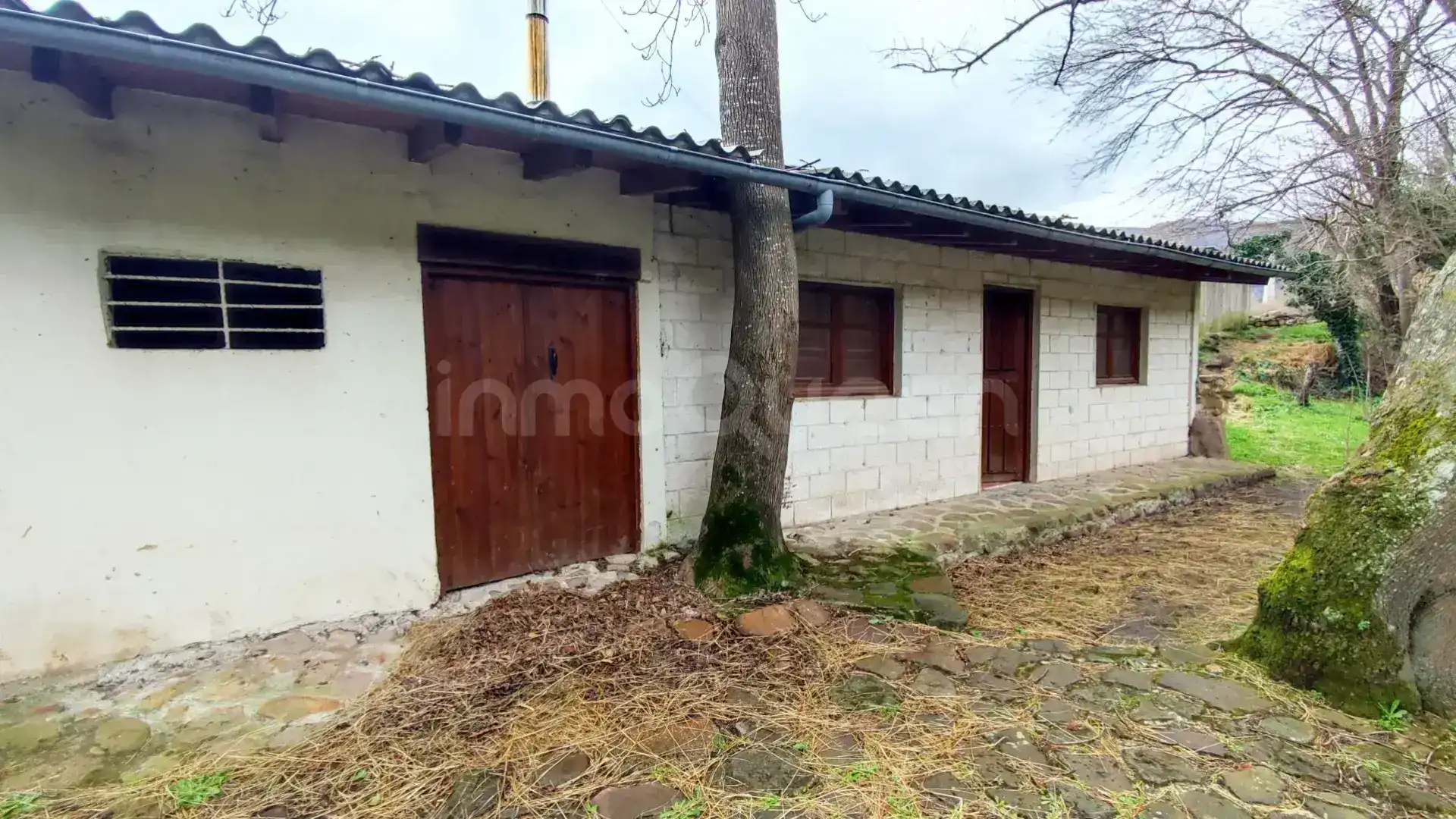 Vista exterior de Terreno en venta en Bárcena de Pie de Concha