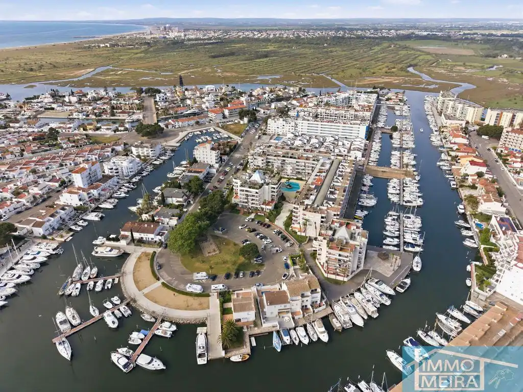 Vista exterior de Apartamento en venta en Roses con Aire acondicionado, Calefacción y Terraza