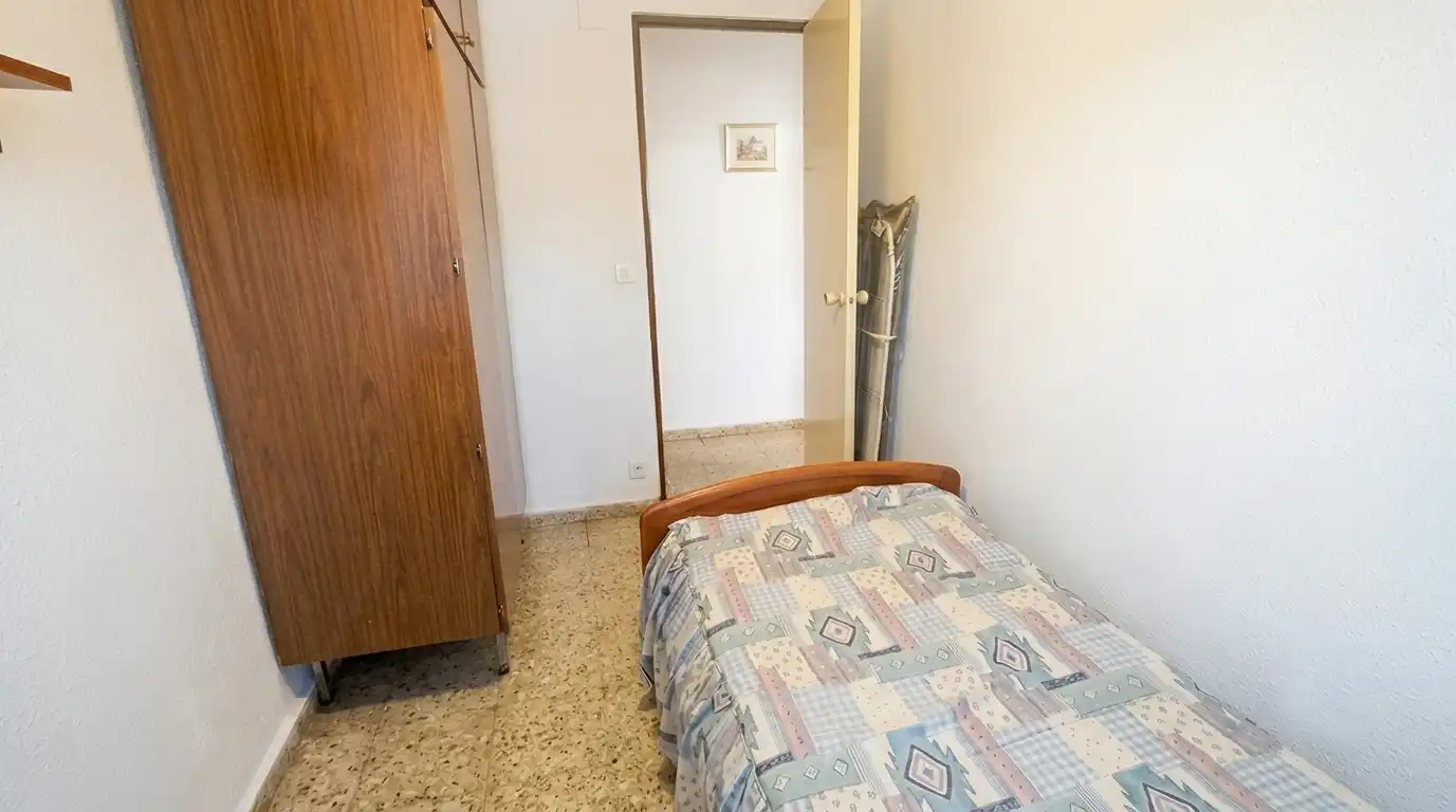 Schlafzimmer von Wohnung zum Verkauf in Coslada mit Klimaanlage, Terrasse und Möbliert