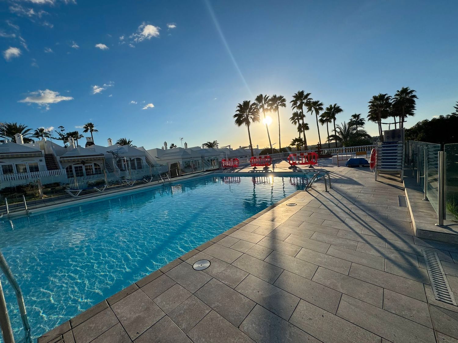 Swimming pool of Houses for sale in San Bartolomé de Tirajana  with Terrace, Furnished and Community pool