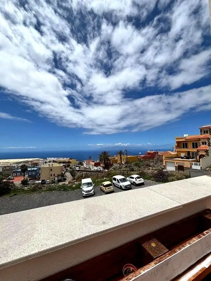 Vista exterior de Planta baja en venta en Guía de Isora con Terraza y Trastero