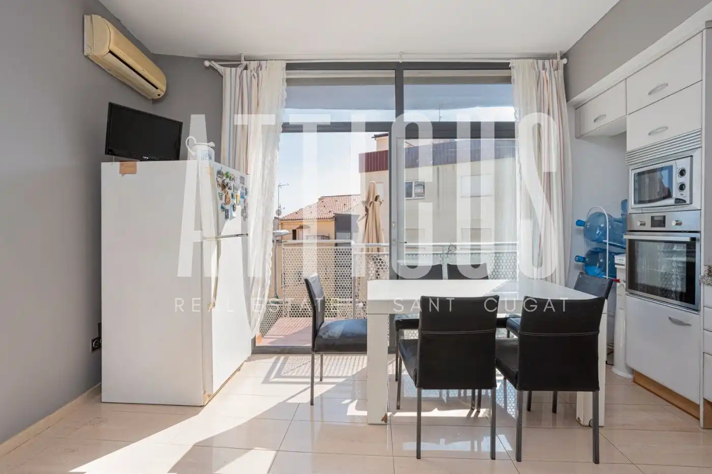 Dormitori de Casa adosada en venda en Barcelona amb Aire condicionat, Calefacció i Parquet