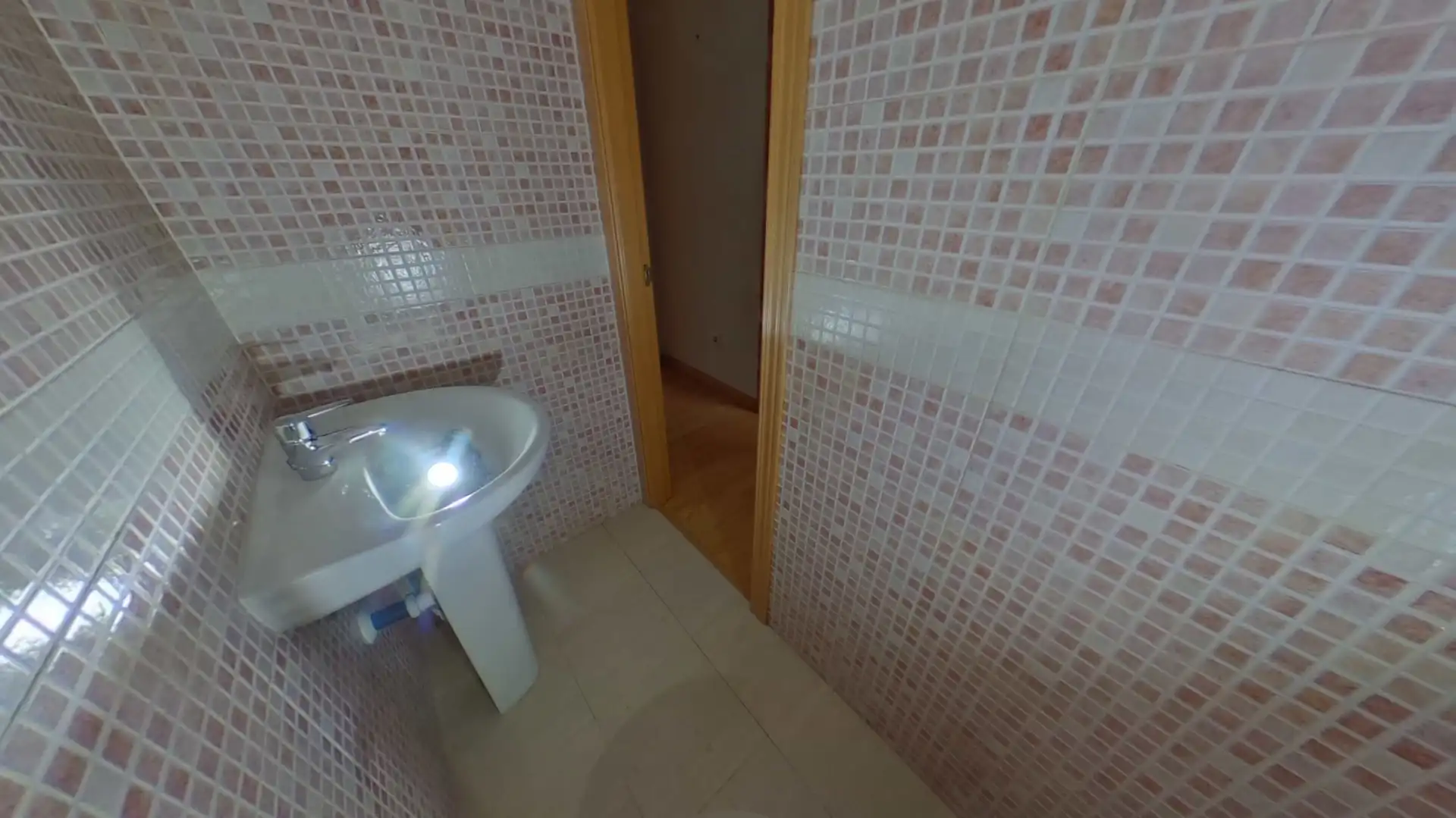 Baño de Dúplex en venta en Valdelaguna, Madrid