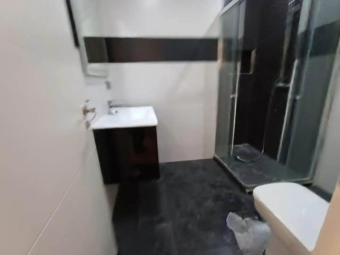 Bathroom of Flat for rent in Fuengirola  with Air Conditioner