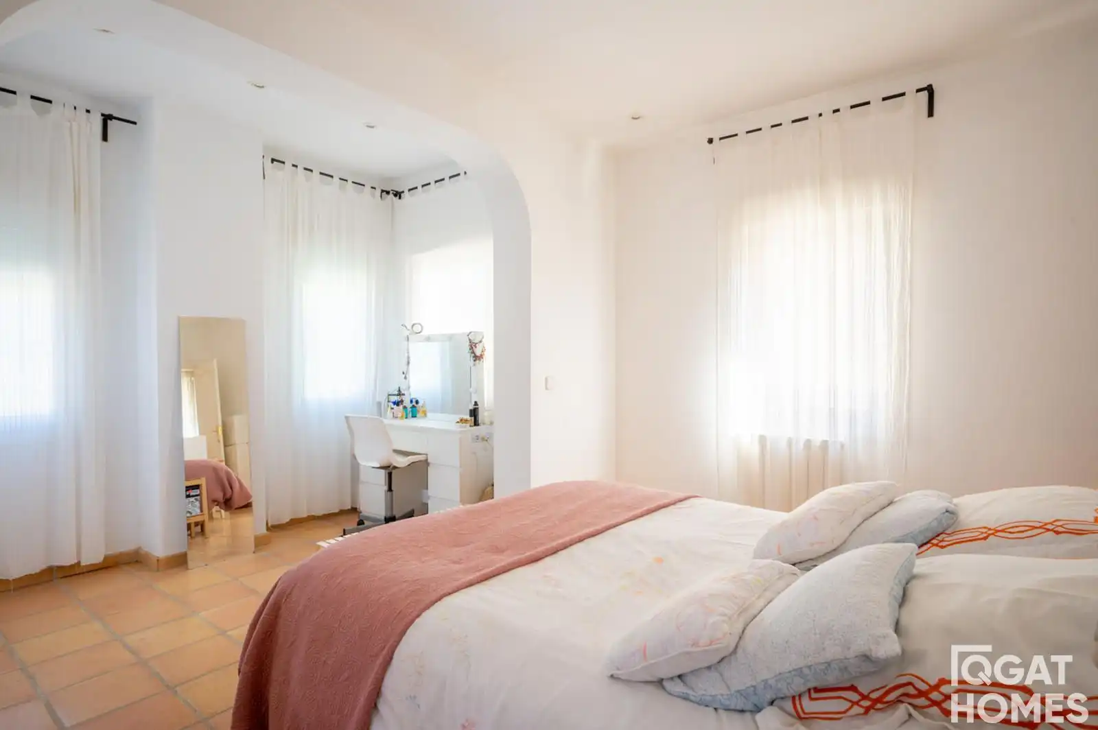 Dormitori de Casa o xalet en venda en Rubí amb Calefacció, Terrassa i Traster