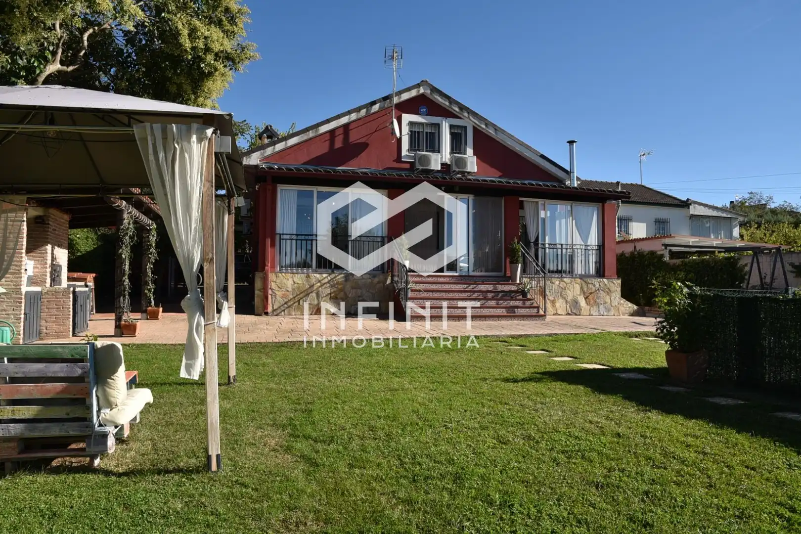 Garden of Houses for sale in Ribatejada, Madrid