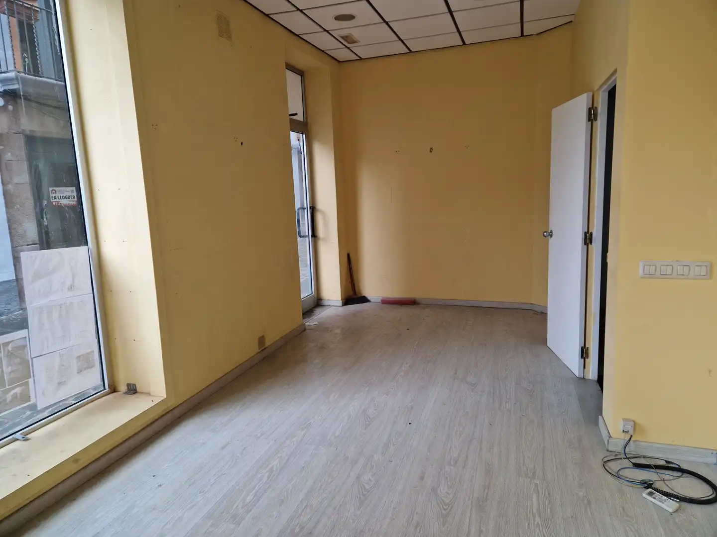 Business premises to rent in Olot, imagen 2