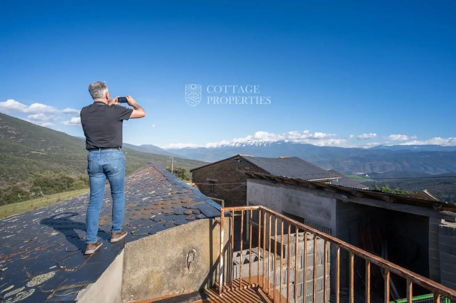 Exterior view of Country homes for sale in Montferrer i Castellbò  with Heating and Terrace