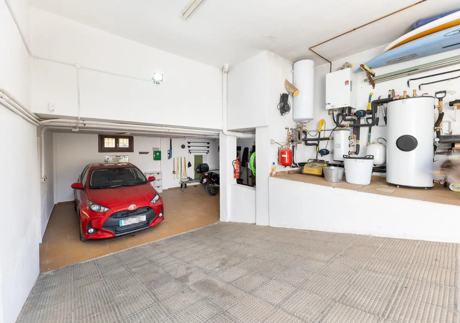 Houses for sale in Cájar  with Air Conditioner, Heating and Private garden