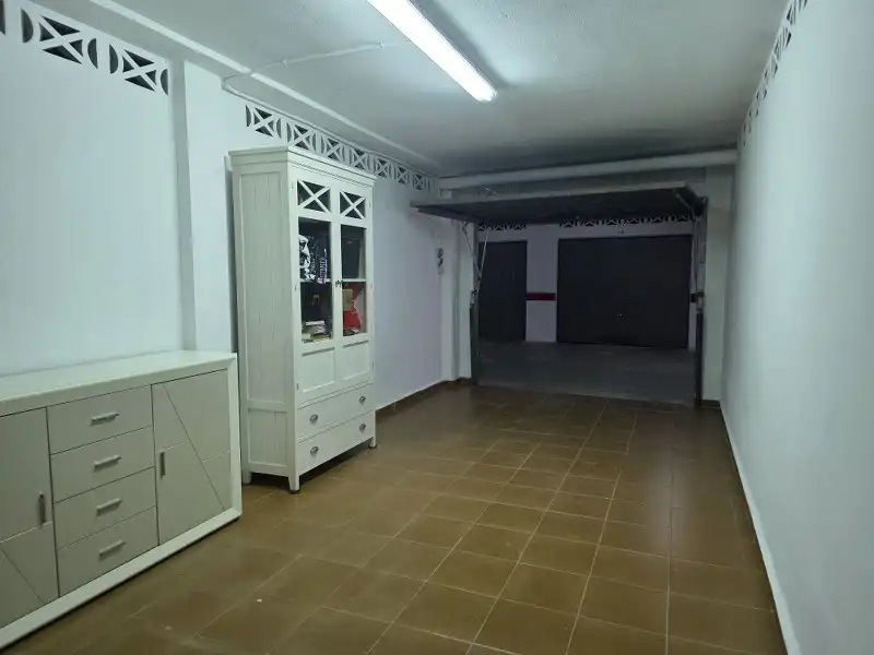 Garage zum Verkauf in Cullera