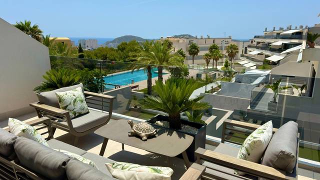 Apartamento en Alquiler en Calle LONDRES, 9 en Golf Bahía