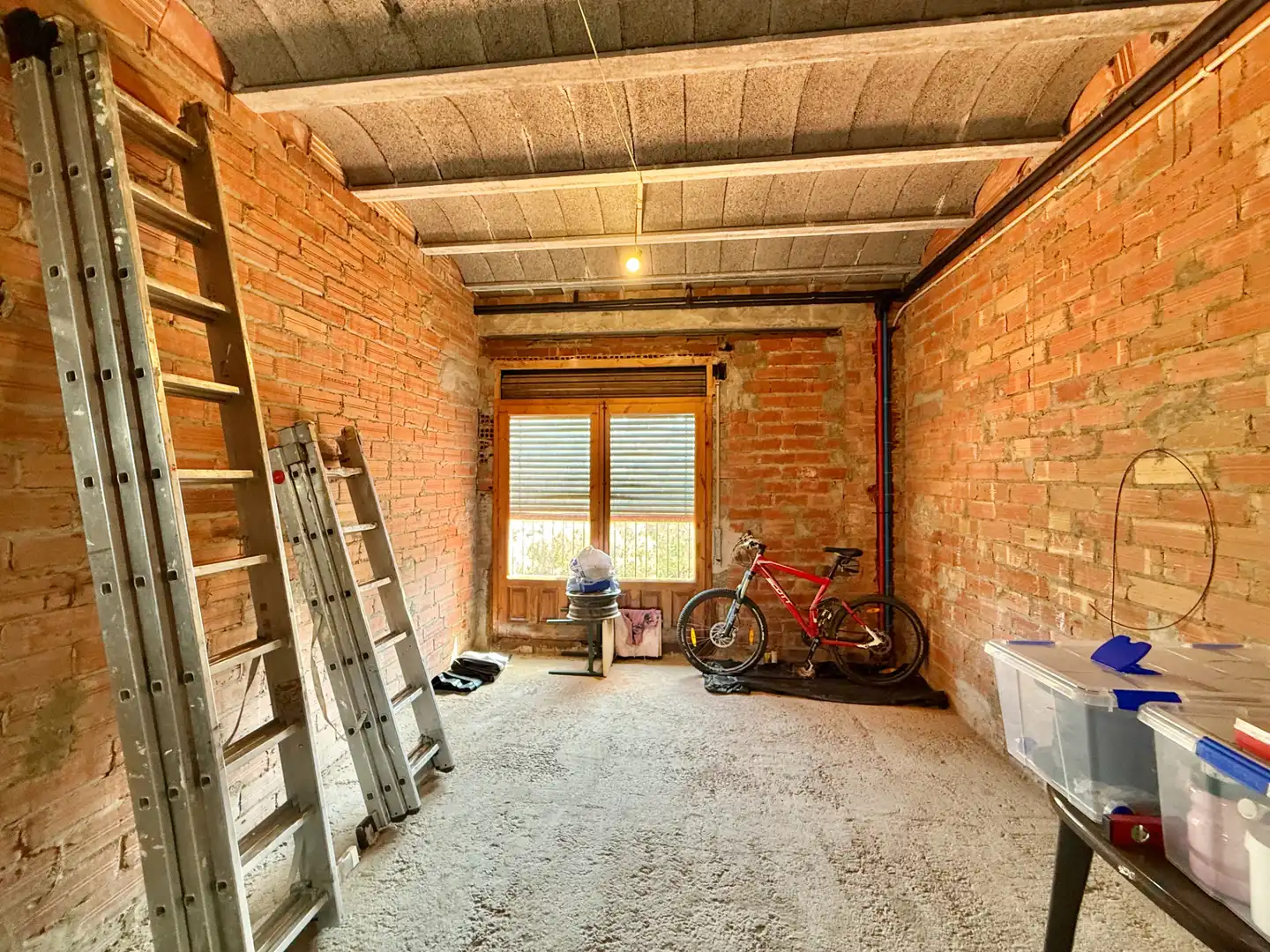 Casa con terraza en venta en Carrer de Guillem de Bonadona 14, imagen 34