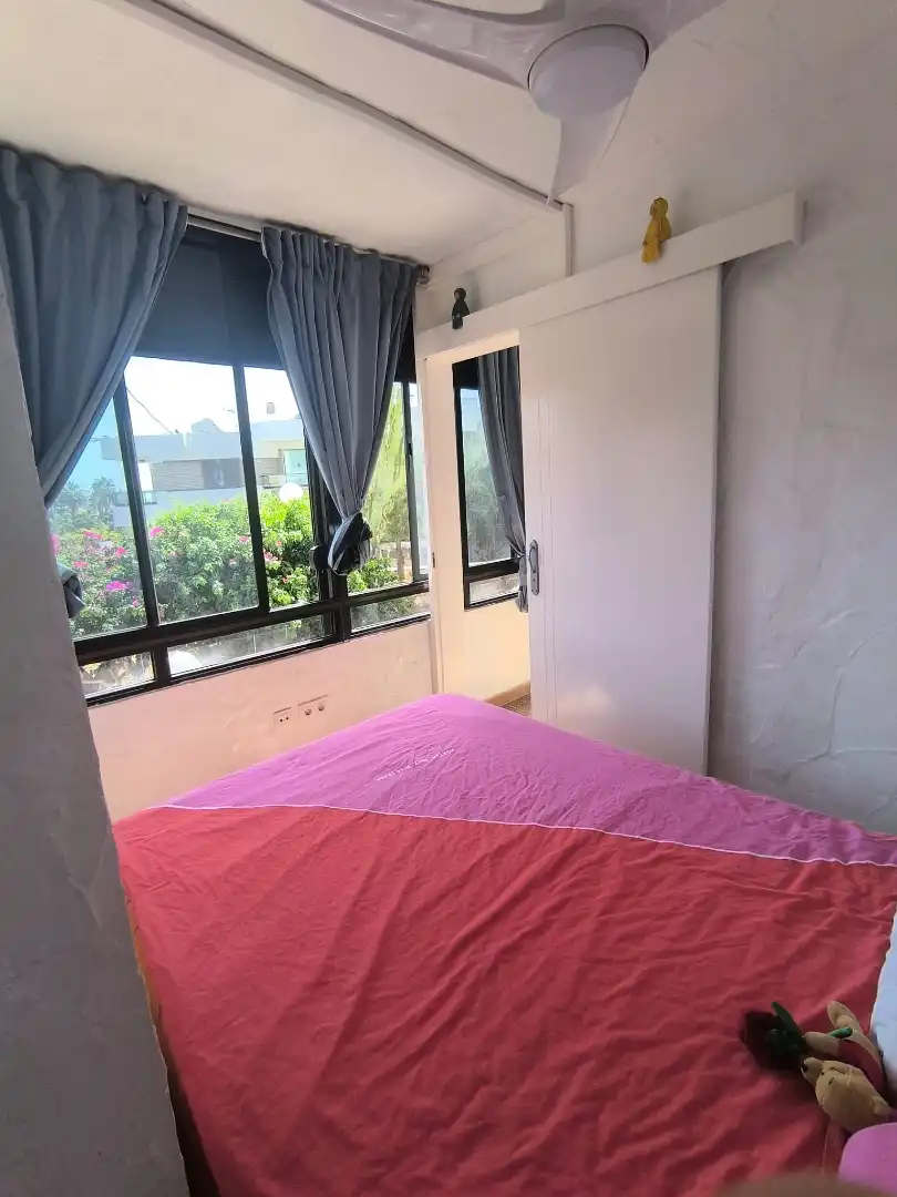 Dormitori de Apartament en venda en San Bartolomé de Tirajana amb Aire condicionat, Terrassa i Piscina comunitària