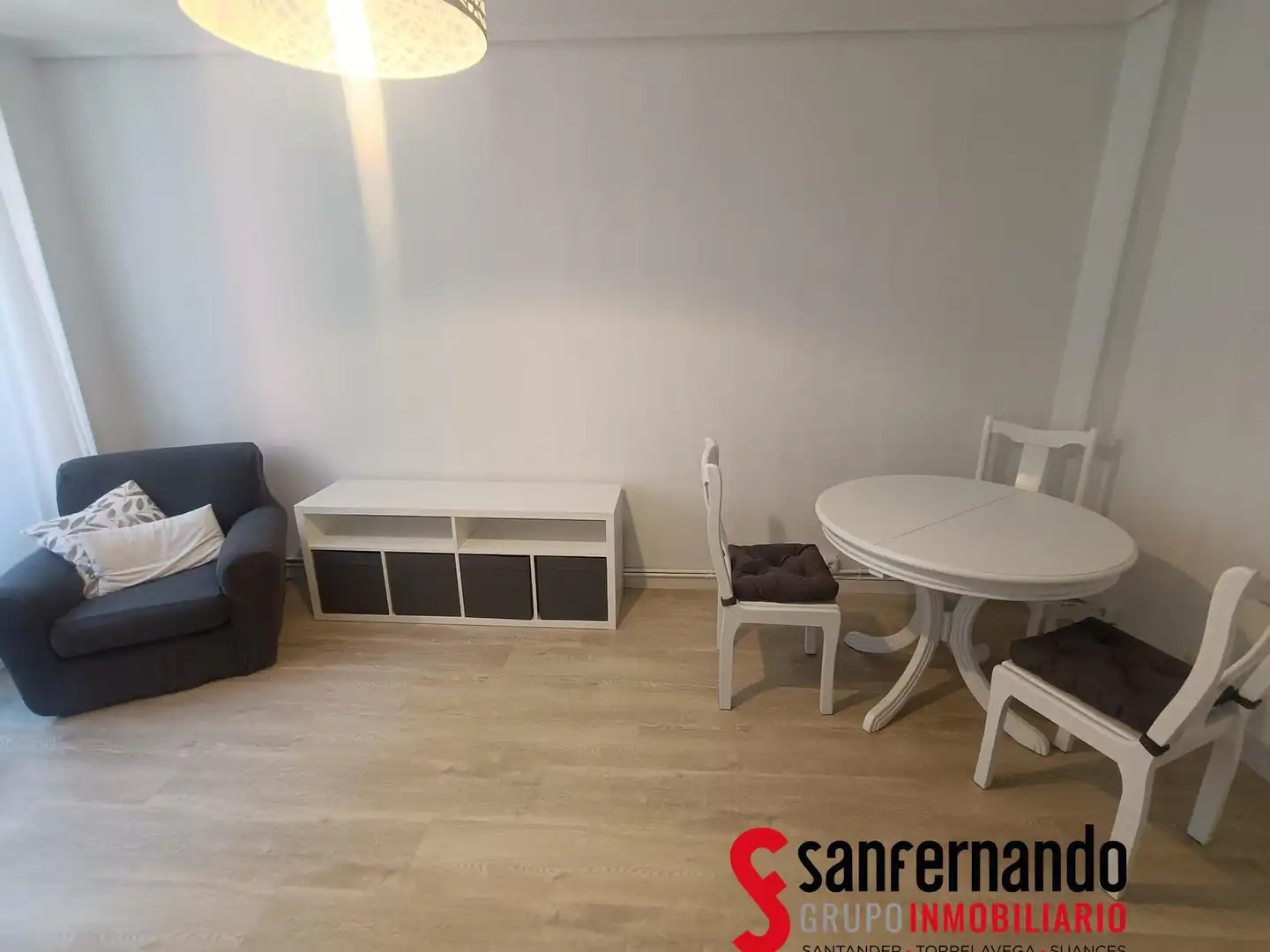 Dormitori de Pis de lloguer en Santander amb Calefacció i Moblat