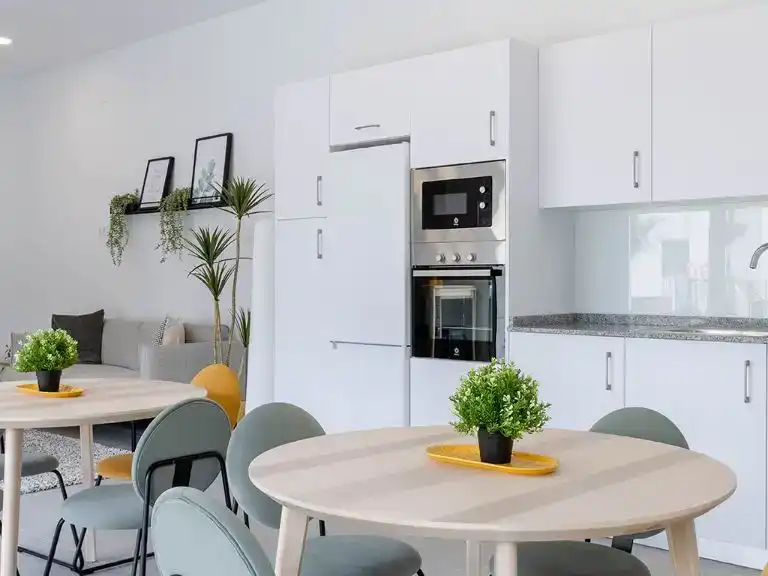 Küche von Wohnung zur Miete in Málaga Capital mit Klimaanlage und Schwimmbad