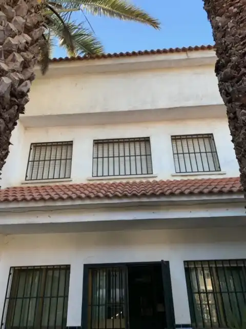 Vista exterior de Casa o chalet en venta en La Adrada  con Calefacción, Jardín privado y Trastero
