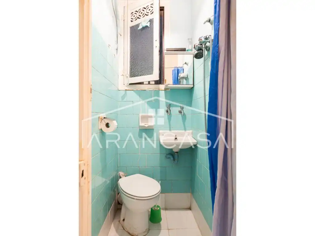 Bany de Apartament en venda en Barcelona