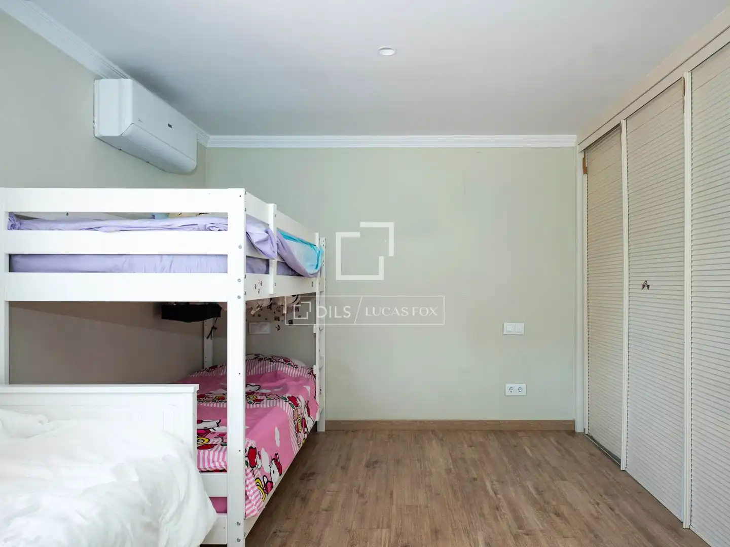 Bedroom of Houses for rent in Madrid  with Air Conditioner, Heating and Private garden