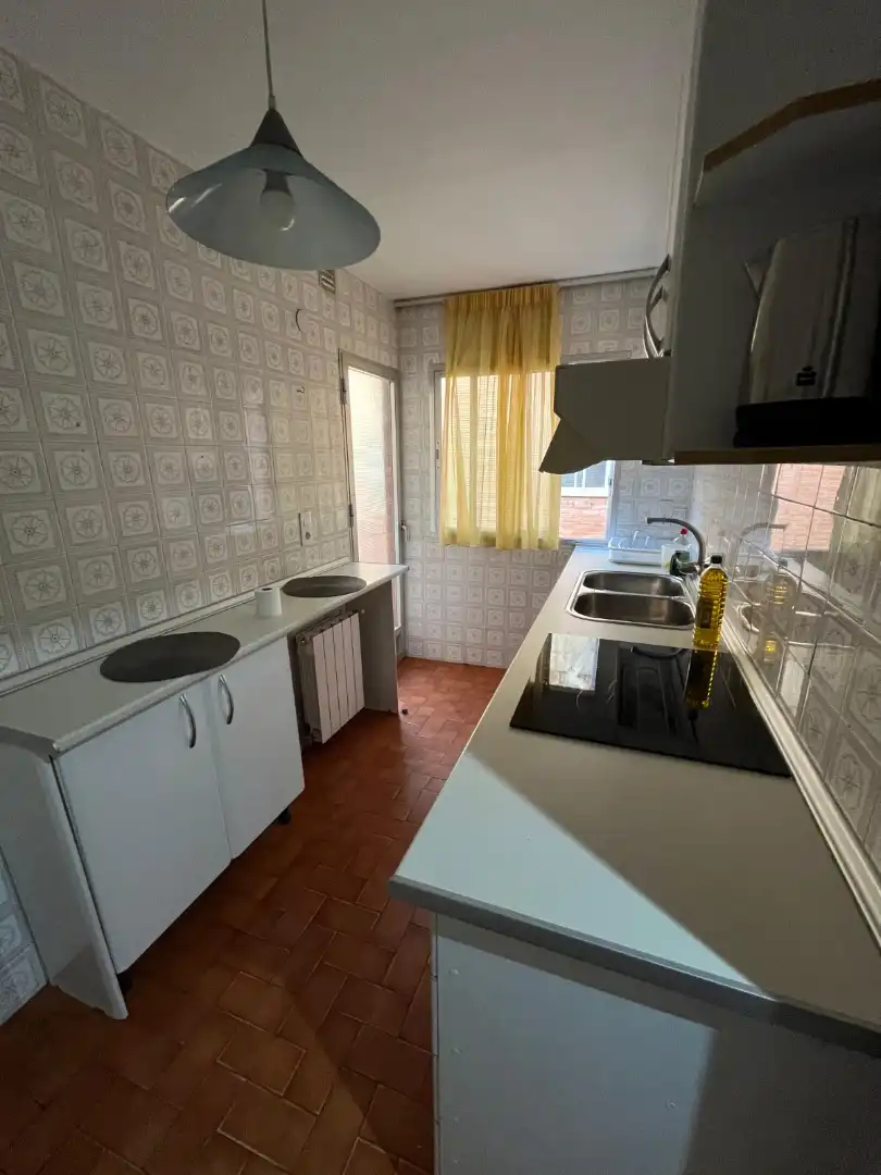 Flat with lift to rent in Plaza de San Lázaro, imagen 5