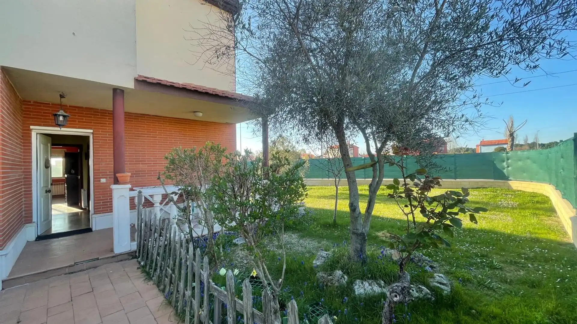 Garden of Houses for sale in Boecillo  with Heating, Private garden and Parquet flooring
