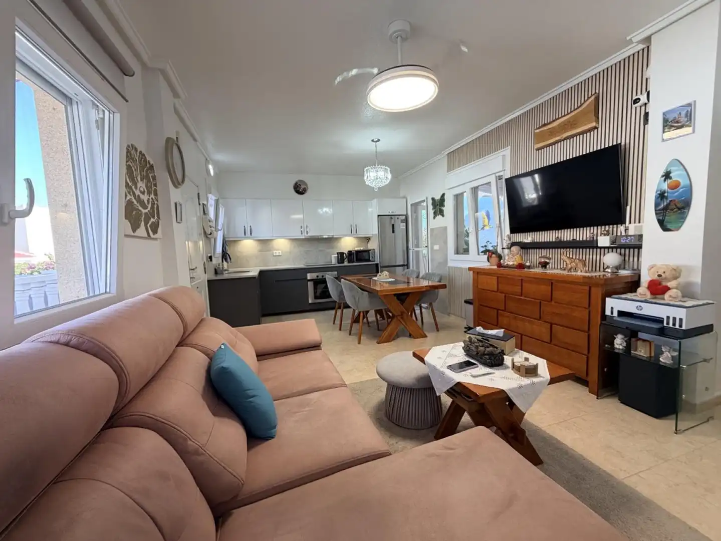 Wohnzimmer von Einfamilien-Reihenhaus zum Verkauf in Zaragoza