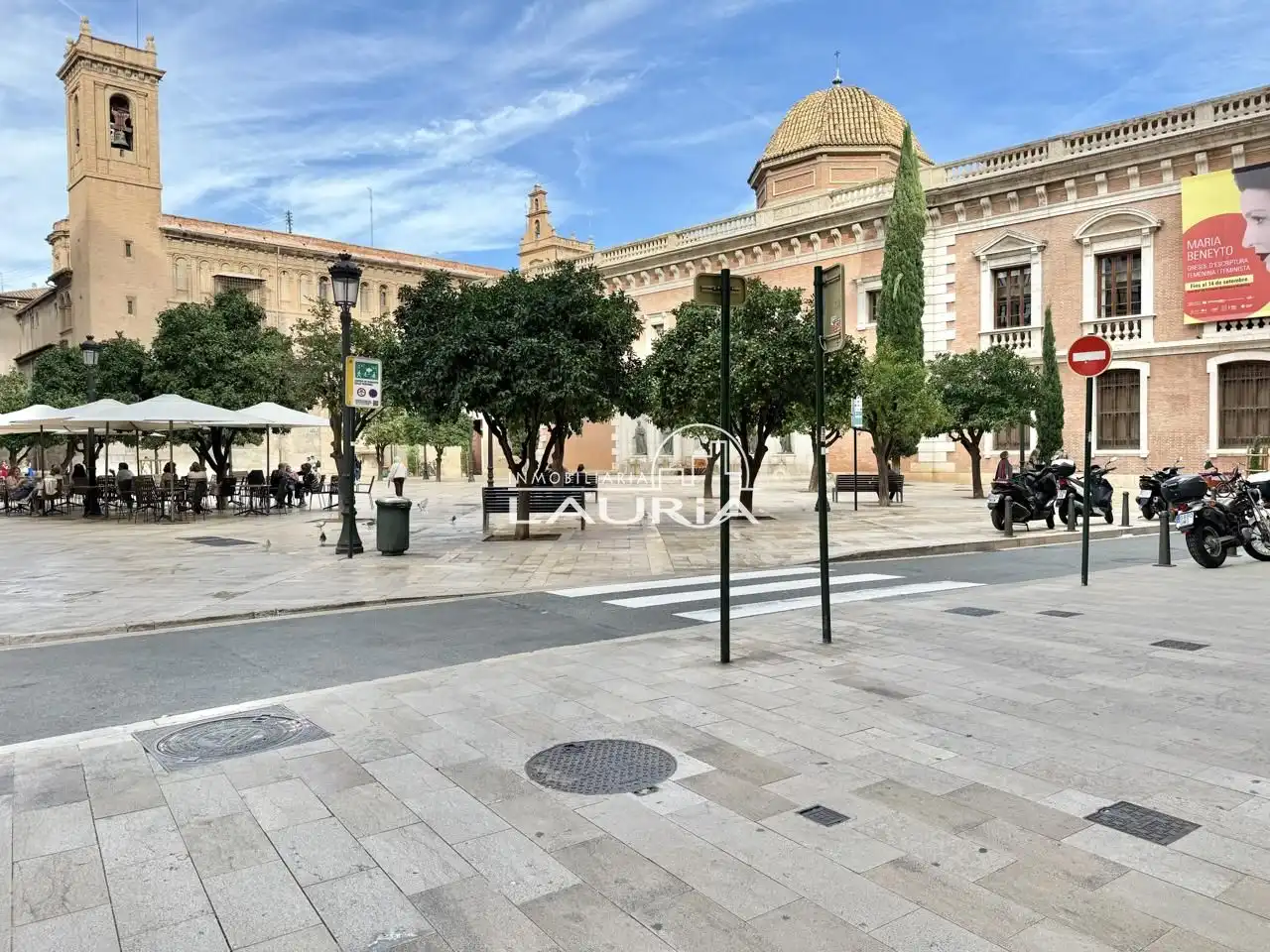 Vista exterior de Local de alquiler en Valencia con Aire acondicionado