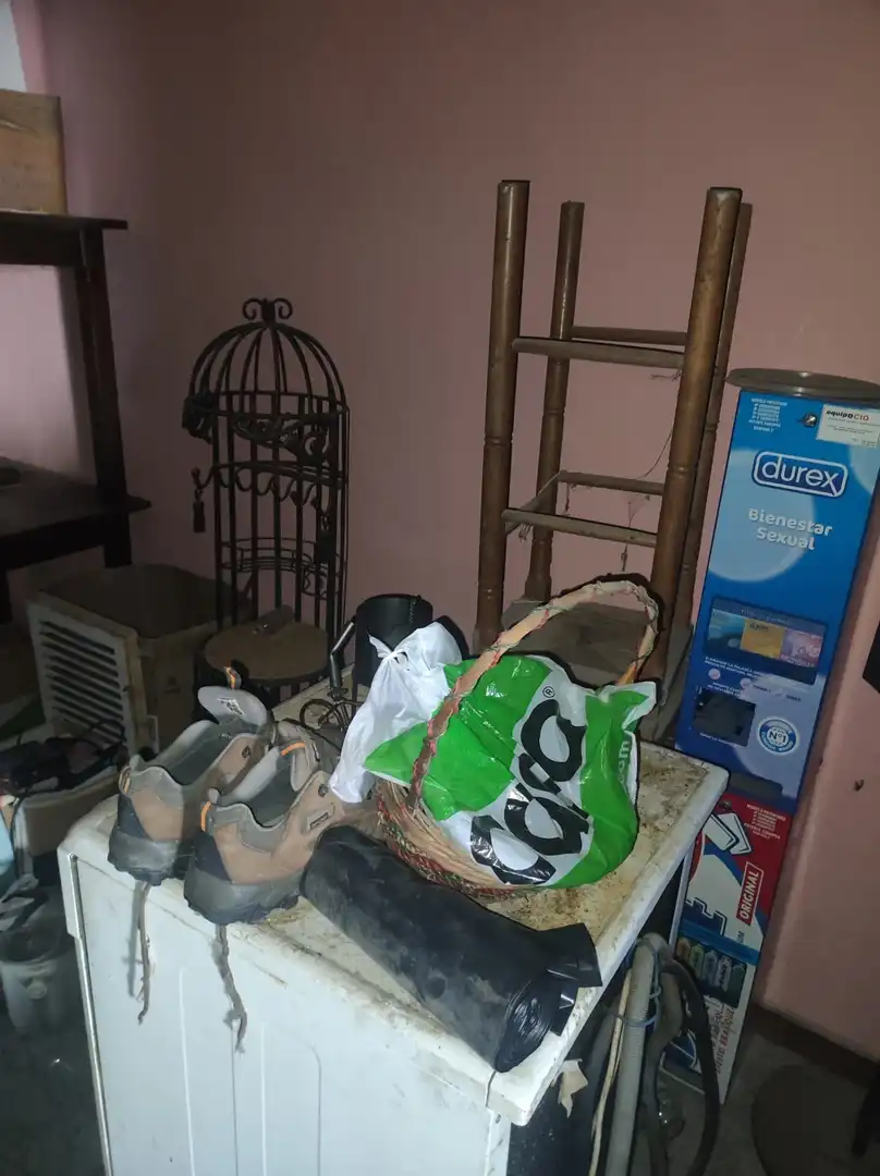 Einfamilien-Reihenhaus zum Verkauf in Barruelo de Santullán mit Ofen, Waschmaschine und Fernseher