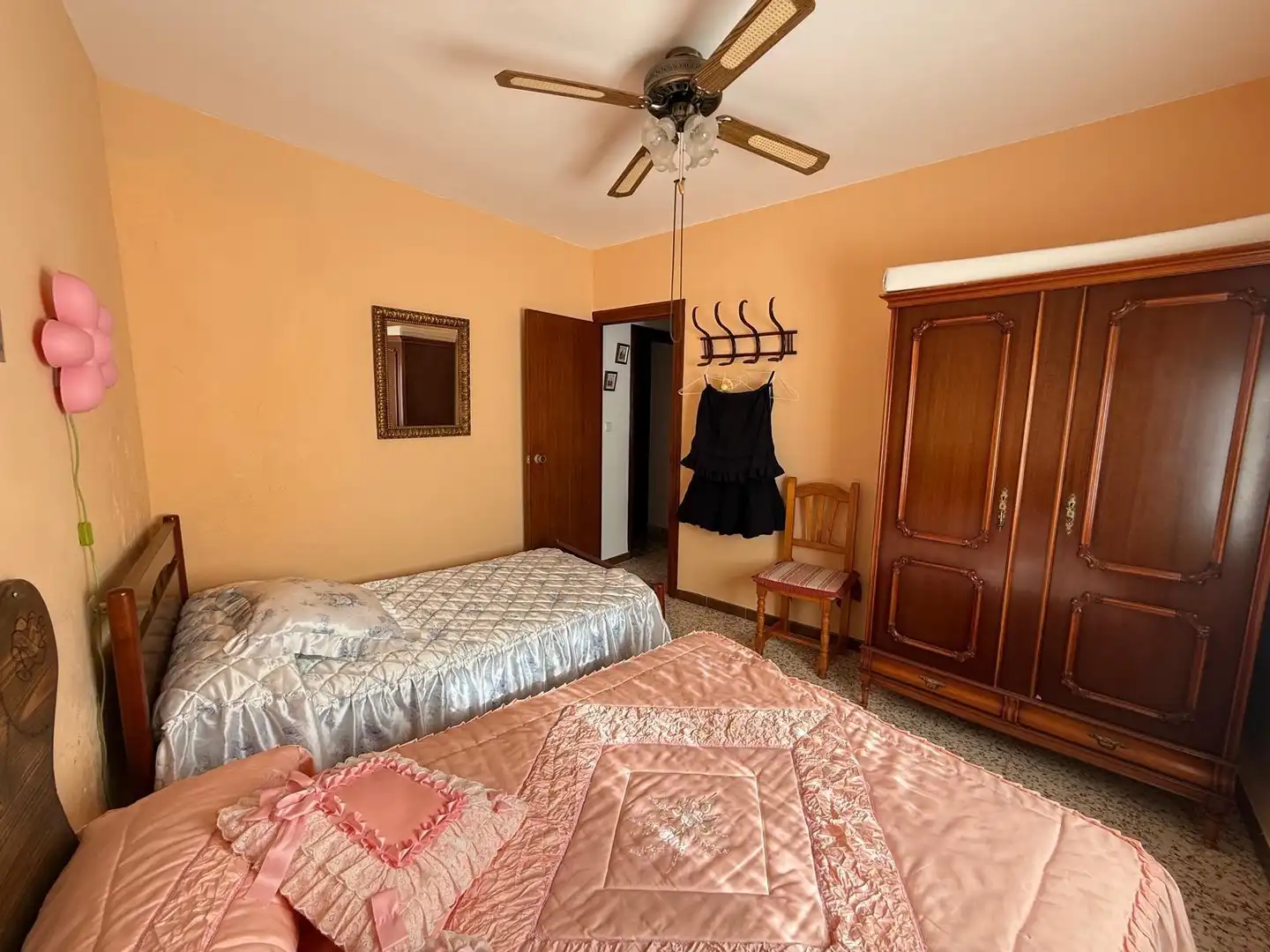 Habitación de Casa o chalet en venta en Villanueva de Algaidas con Aire acondicionado, Calefacción y Jardín privado
