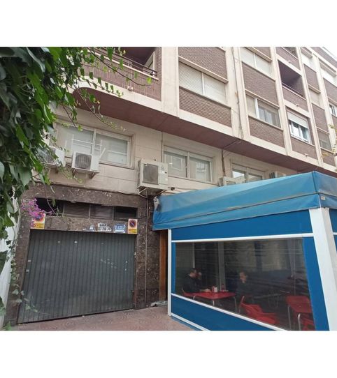 Foto 2 de Garatge de lloguer a Calle Reina Victoria, 2, Plaza de Toros - Avenida Chapí - Trinquete, Elda