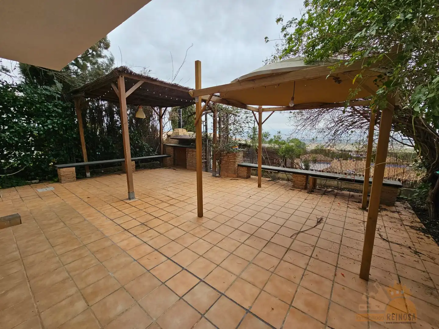 Terrasse von Einfamilien-Reihenhaus zum Verkauf in Molina de Segura mit Klimaanlage, Heizung und Privatgarten