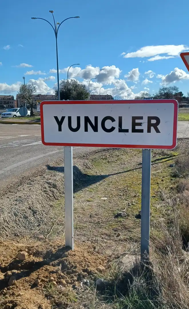 Exterior view of Residential for sale in Yuncler