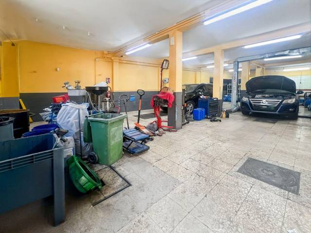 Local comercial en Venta en Paseo de Extremadura en Lucero