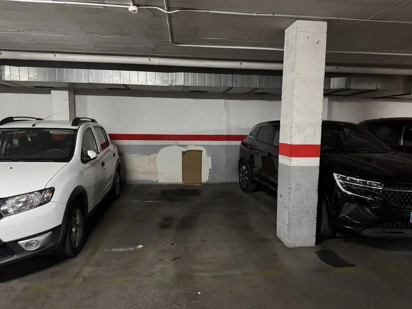 Parking de Ático en venta en Barcelona con Aire acondicionado, Calefacción y Terraza