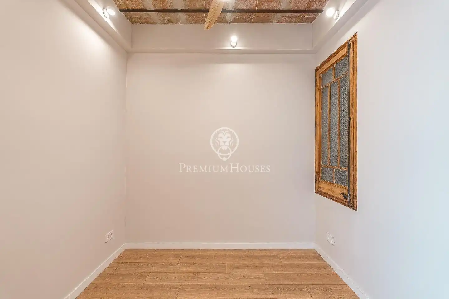 Appartamento con terrazza in vendita a Carrer CONSELL DE CENT, imagen 16