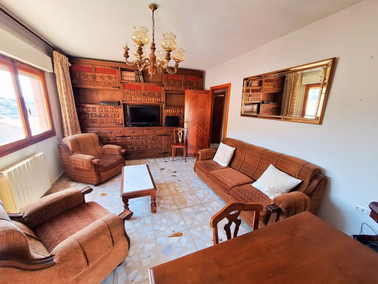 Sala de estar de Casa o chalet en venta en El Hoyo de Pinares  con Calefacción, Terraza y Trastero