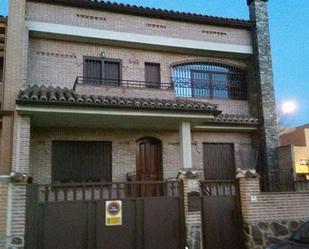 Exterior view of House or chalet for sale in Talavera de la Reina