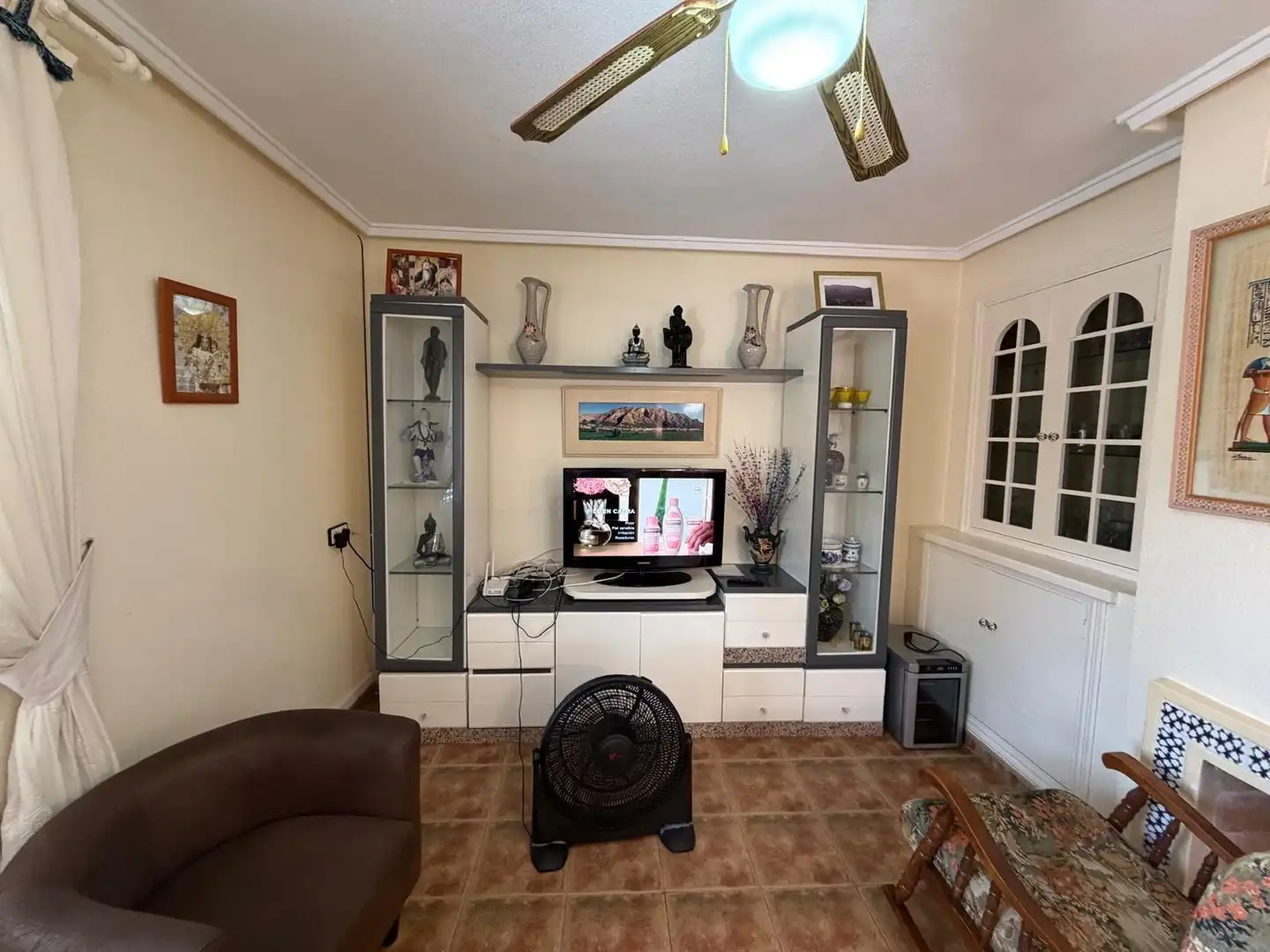 Sala de estar de Casa adosada en venta en Torrevieja con Jardín privado, Terraza y Trastero