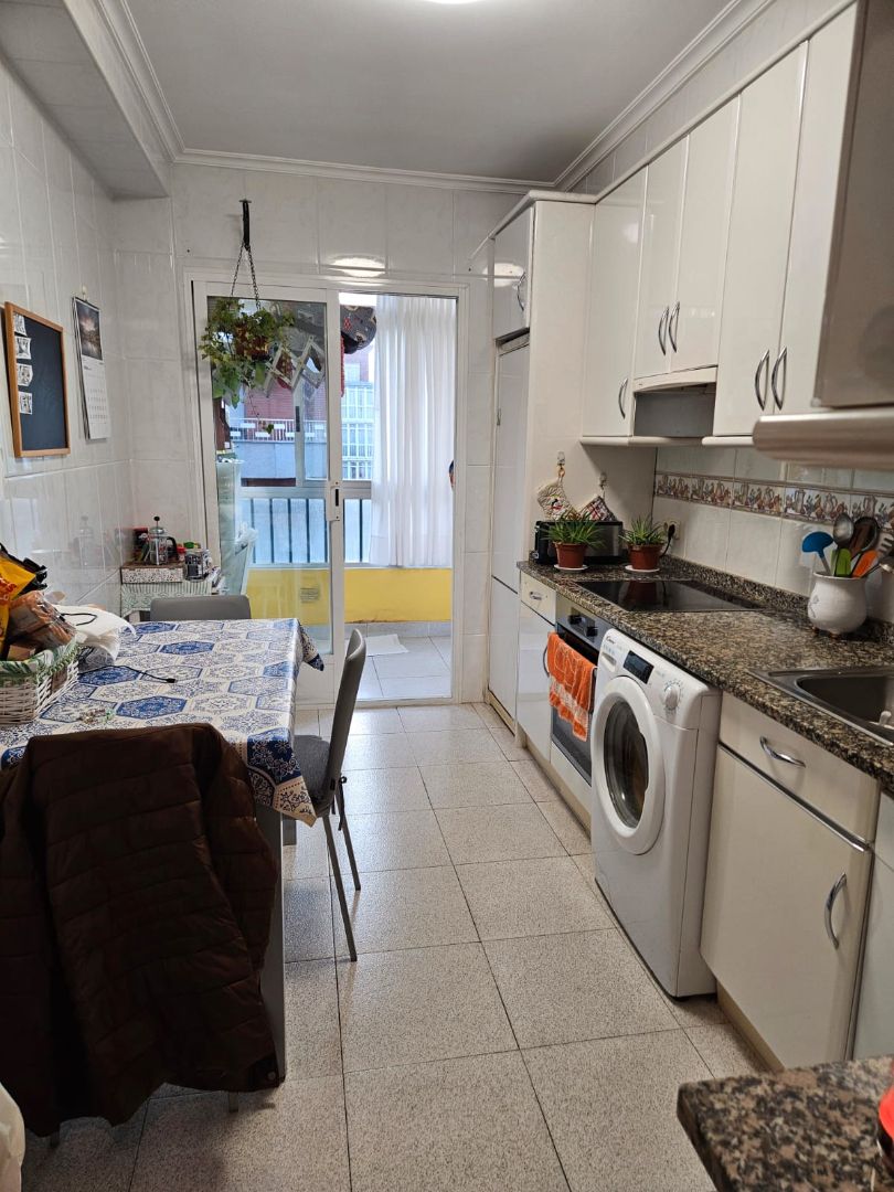 Kitchen of Flat for sale in Irun   with Heating, Parquet flooring and Balcony
