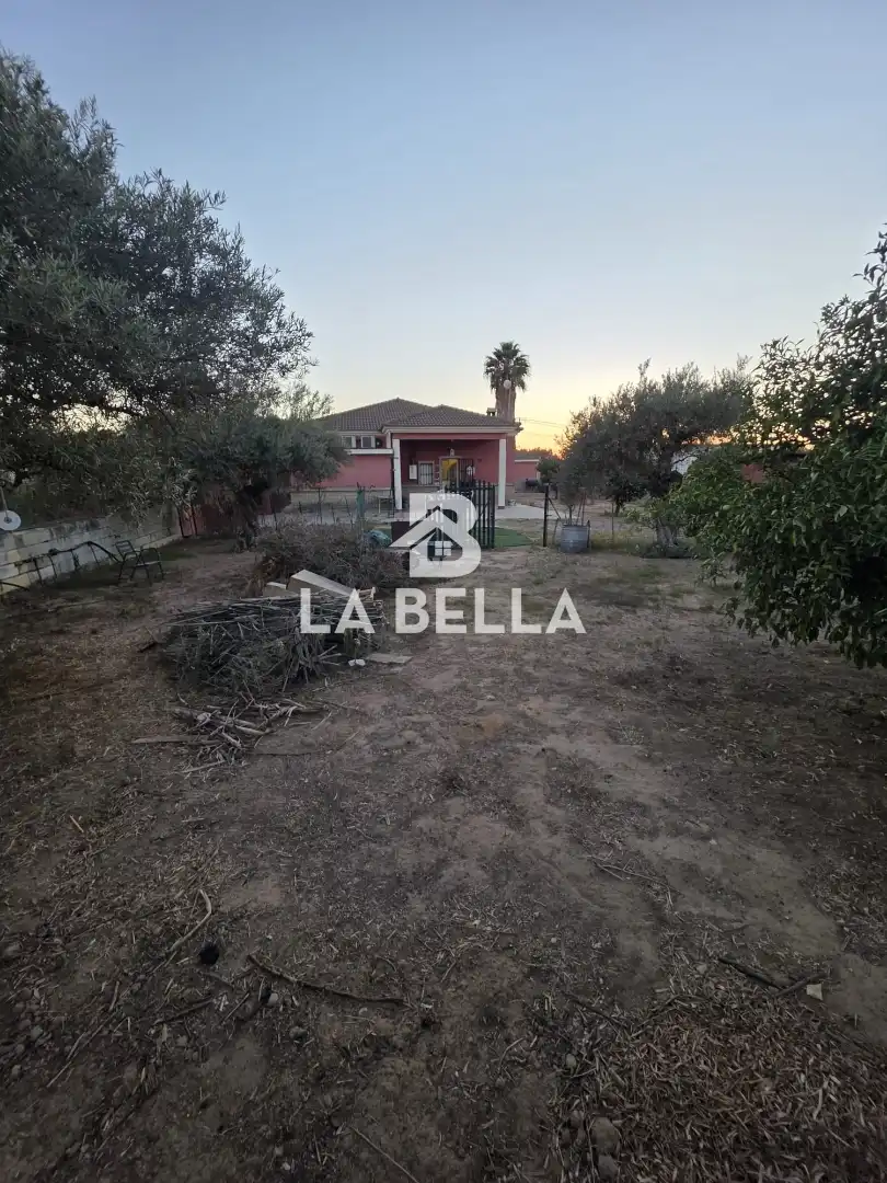 Casa o xalet en venda en Sevilla amb Aire condicionat, Jardí privat i Traster